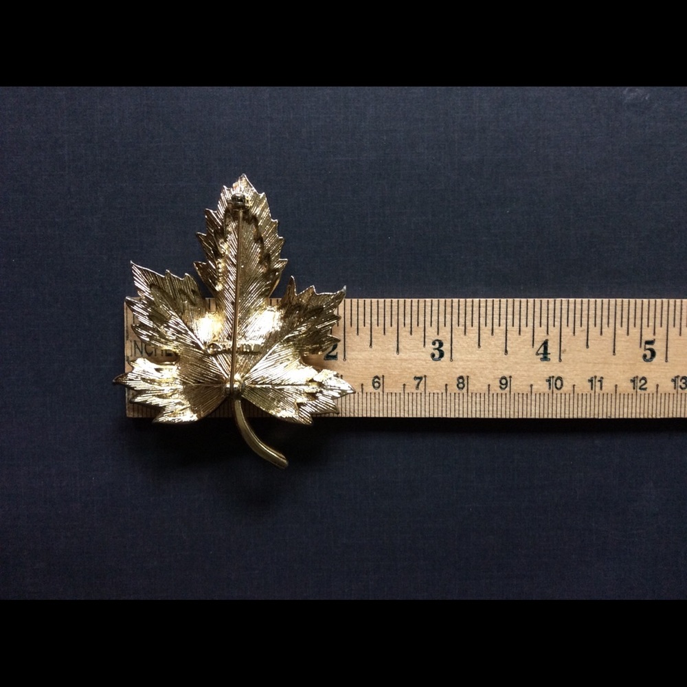 Vintage Sarah Coventry: Gold/Silver Toned Brooch - Picture 5 of 8
